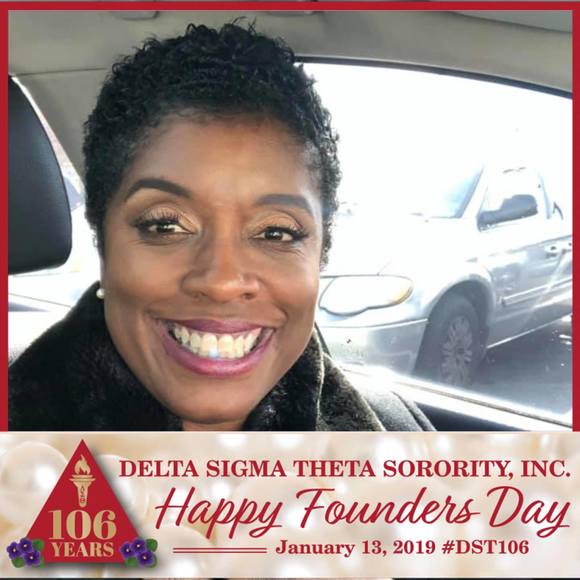 Meet your Posher, Alexis - Picture 1 of 1